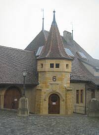 La cour dhonneur du Château de Colombier