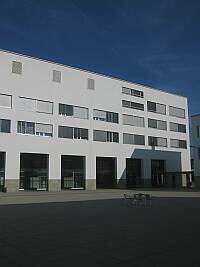 LÉcole Polytechnique Fédérale de Lausanne à Ecublens